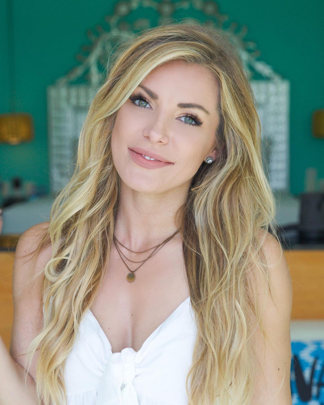 Crystal HefnerWest Age, Height, Wife, Family – Biographyprofiles
