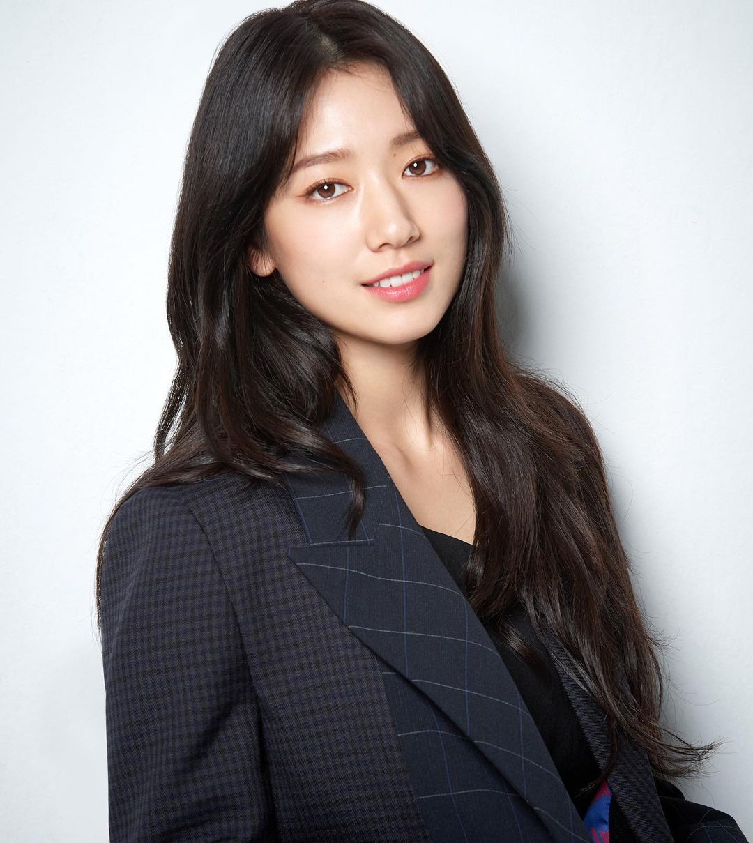 Park Shin-hye       West Age, Height, Wife, Family – Biographyprofiles