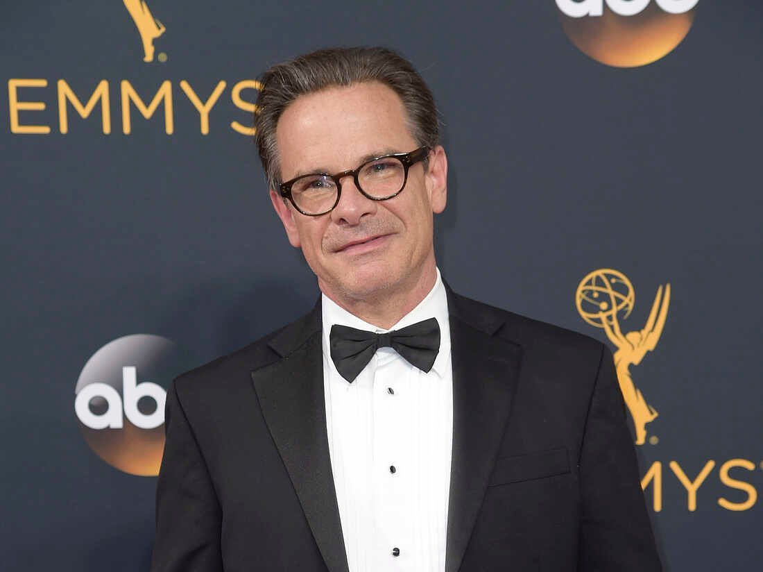 Peter Scolari     Age, Height, Wife, Family – Biographyprofiles